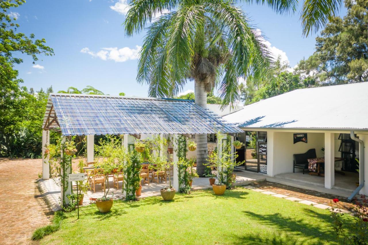 Francines Venue Pty Ltd Bed & Breakfast Hoedspruit Exterior photo